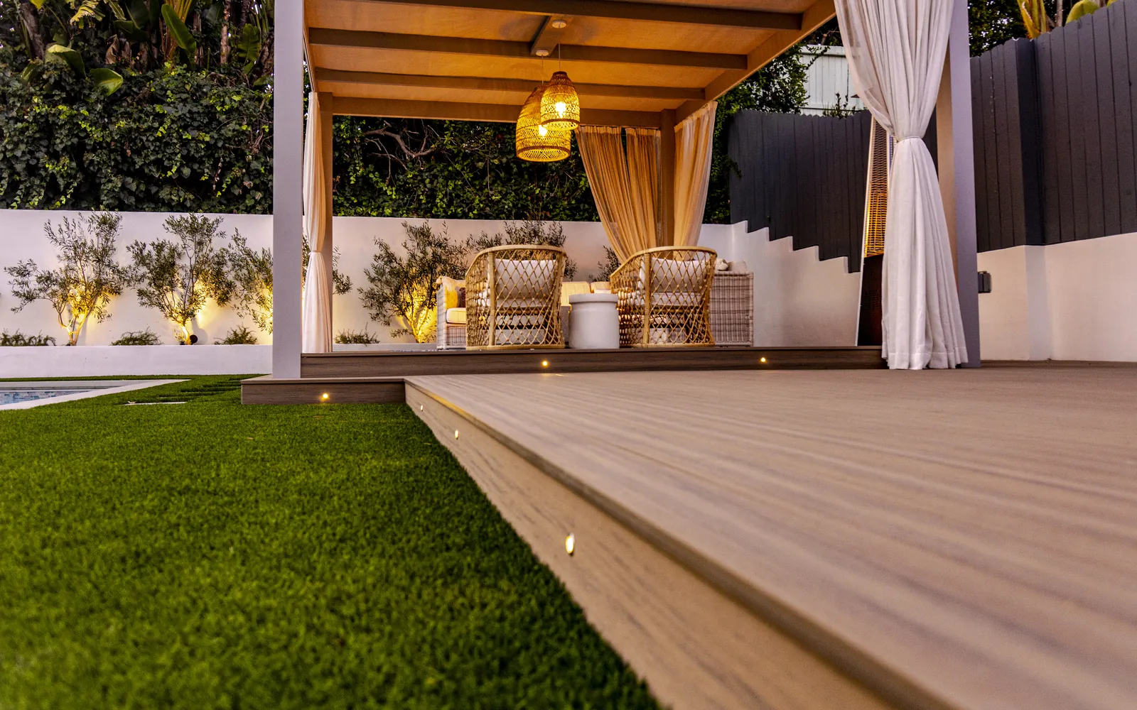 Cedar pergola over a lounge deck in Cheviot Hills